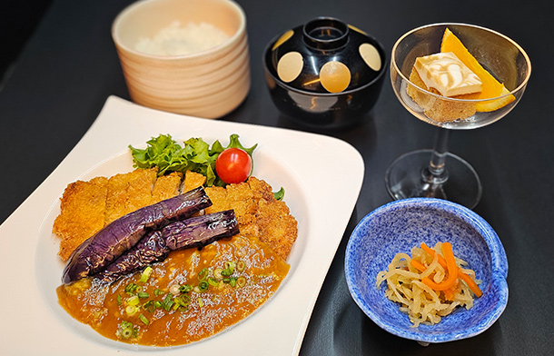 チキンカツのチリソース